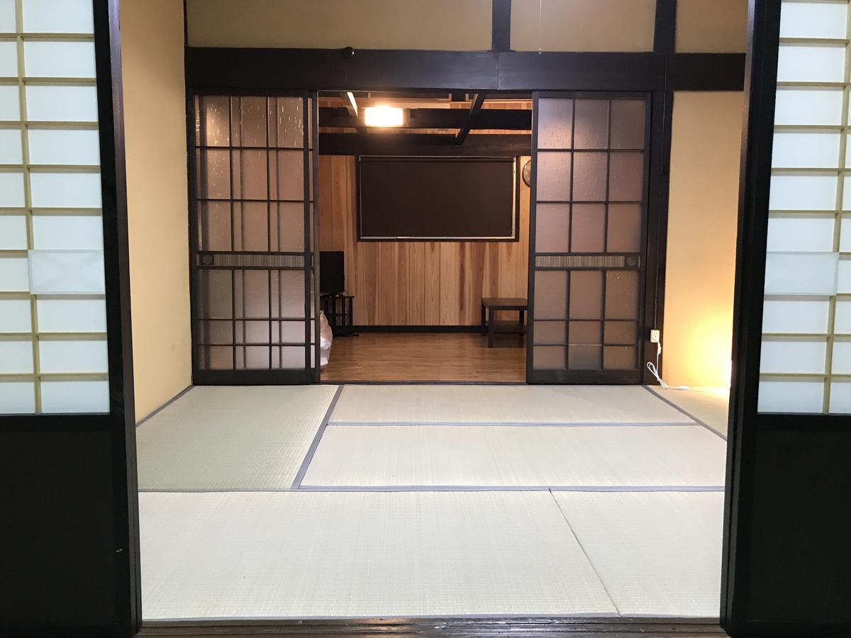 Jinichi Hotell Gujo Eksteriør bilde